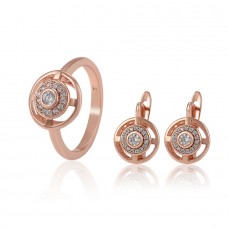 Elegants rotaslietu komplekts  auskari un  gredzens 